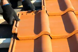Connect With The Best: Roofing Contractors